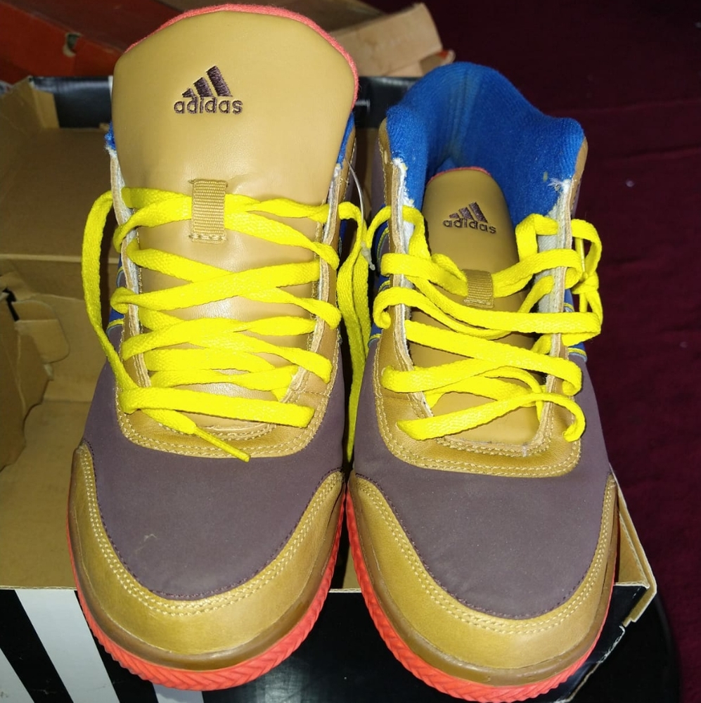 Looney Tunes Adidas